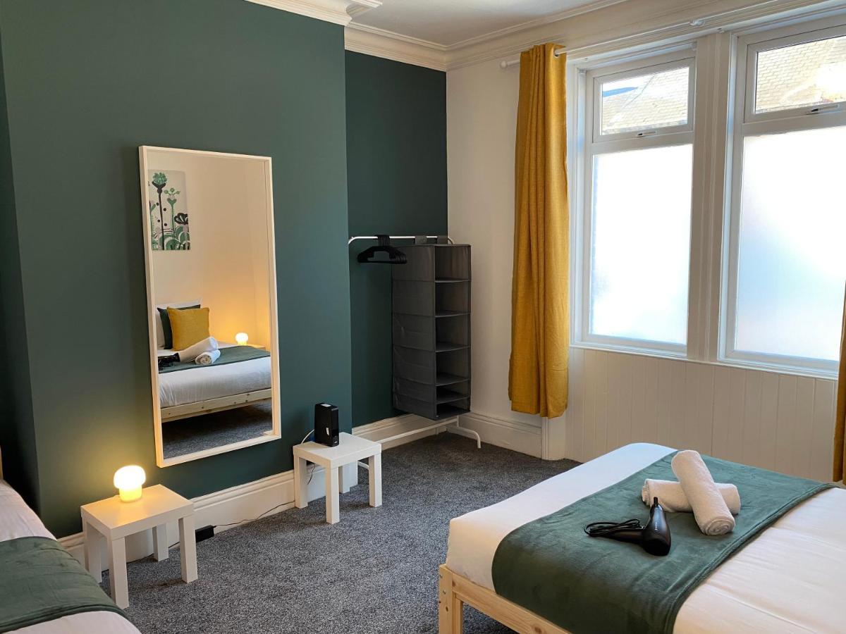 Kitchener - Wonderful 2-Bedroom Apt Sleeps 5 Free Parking Free Wifi Gateshead Eksteriør bilde